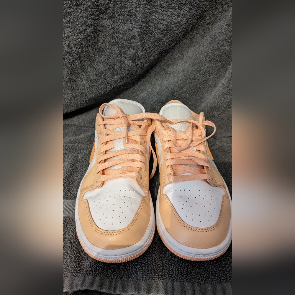 Women's Air Jordan 1 low